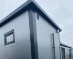 Cabine sanitaire double avec toilettes – Bild 4