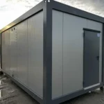 Module sanitaire divisé 3 × 6 m