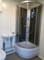 Cabine sanitaire WC et douche avec chauffe-eau et fenêtre basculante – Bild 2