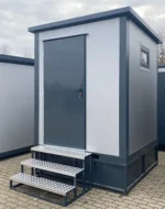 Cabine sanitaire double avec toilettes