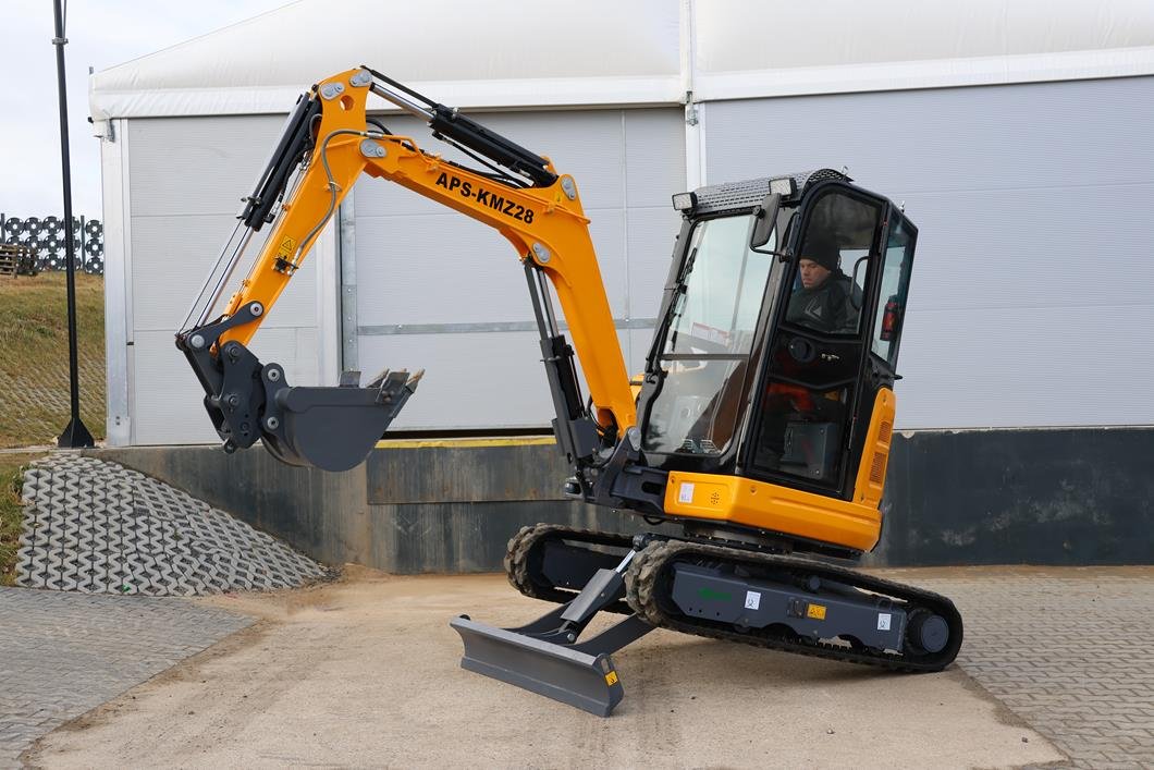 047A5528-Copy APS KMZ 28 Minibagger mit Torsionsarm – Bild 1