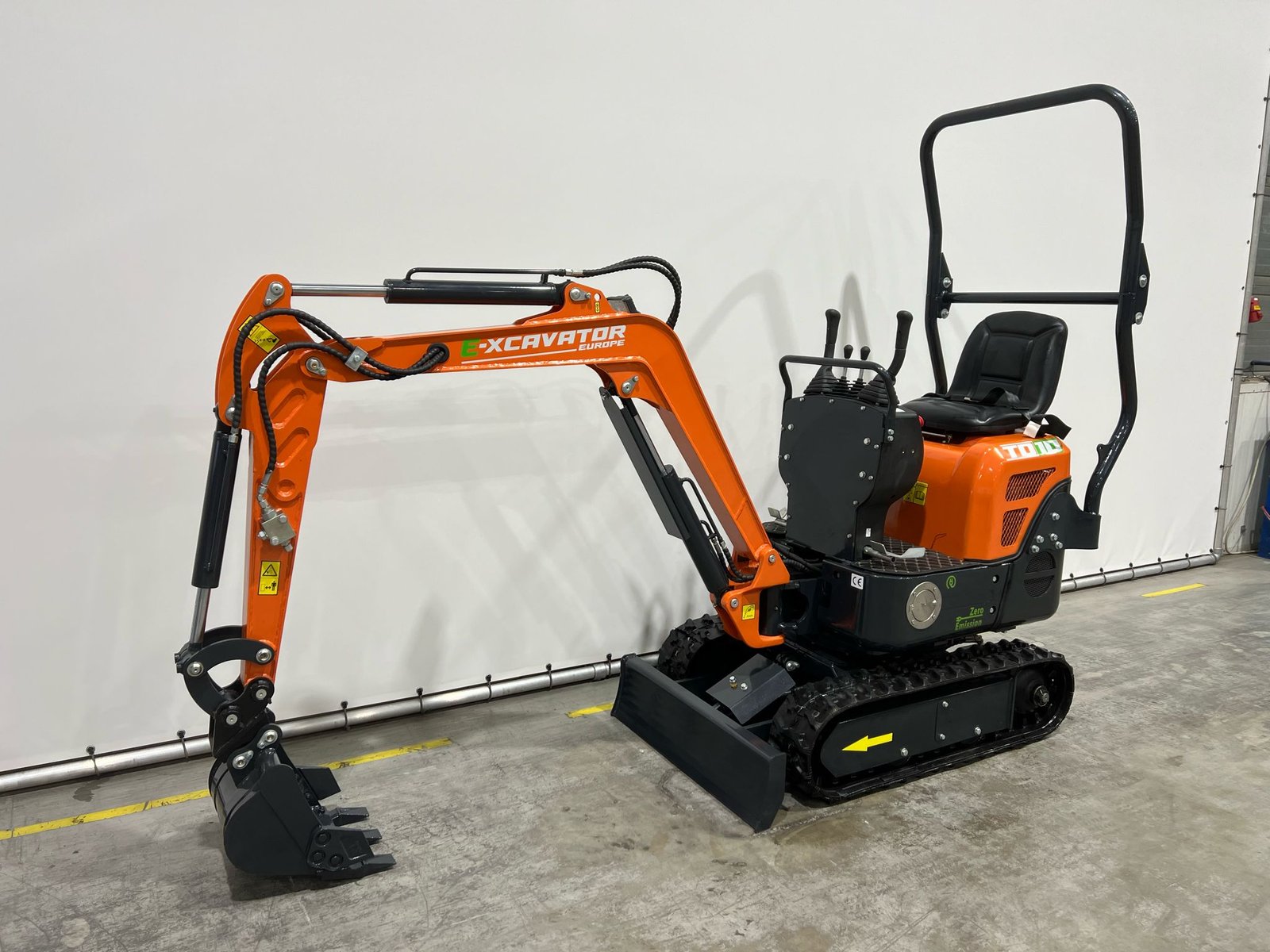 AA-2 TD10 E-Bagger Elektrischer Minibagger – Bild 1