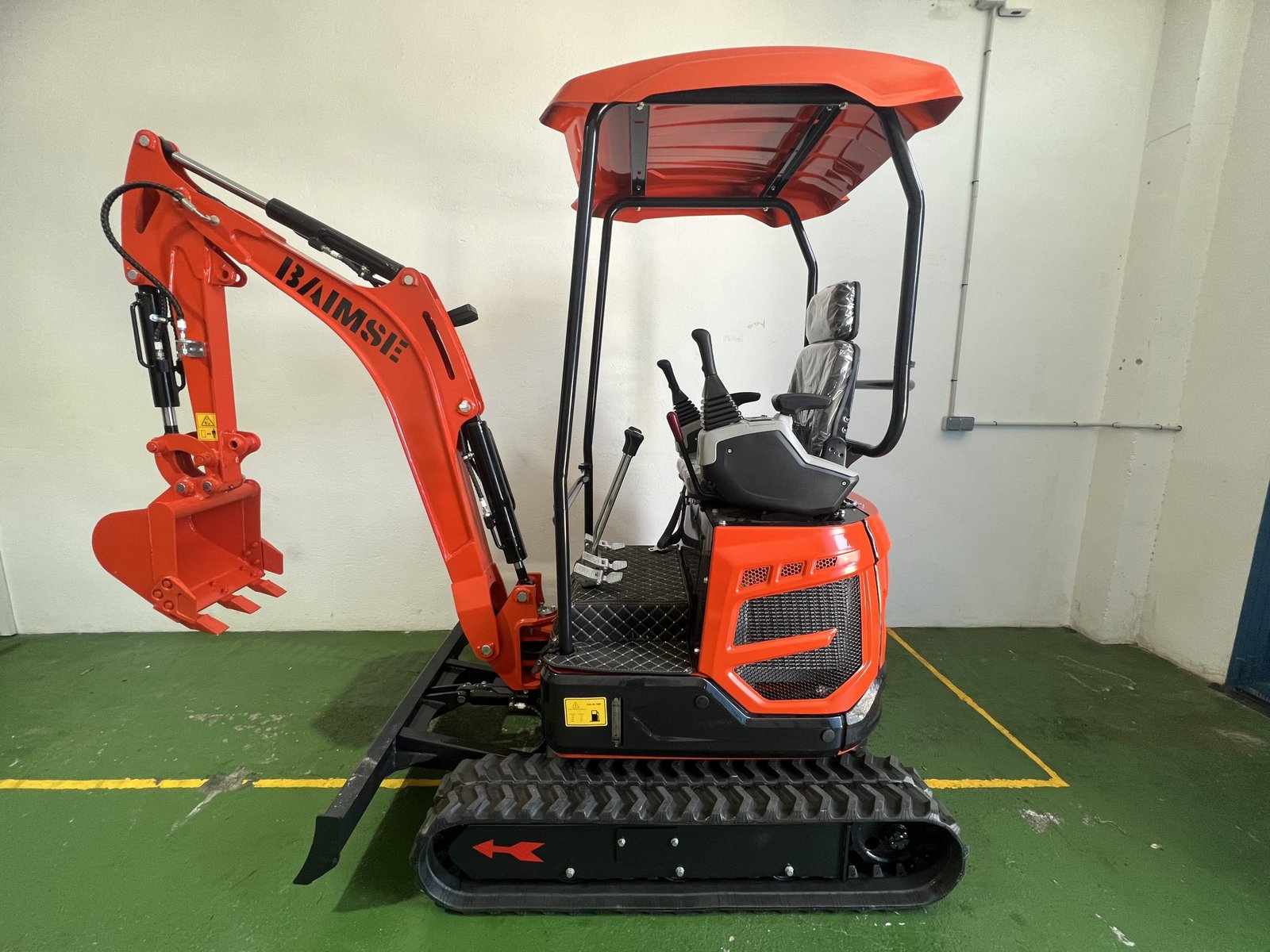 IMG_3705-scaled-1 BAIMSE 1800 kg Mini-Rotationsbagger, Kubota 3-Zylinder-Motor – Bild 1